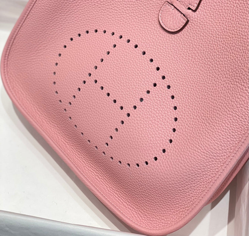 new-luxury-designer-bags-nm23791