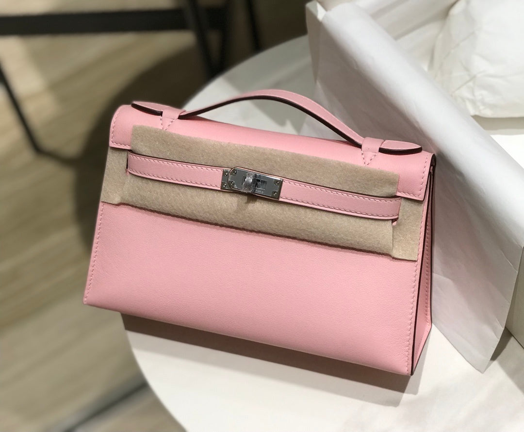 new-luxury-designer-bags-nm23129