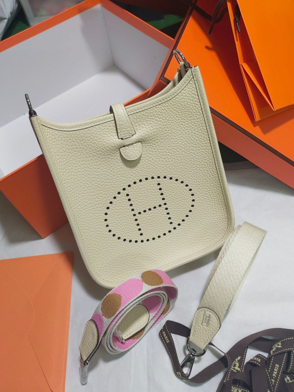 new-luxury-designer-bags-nm23025