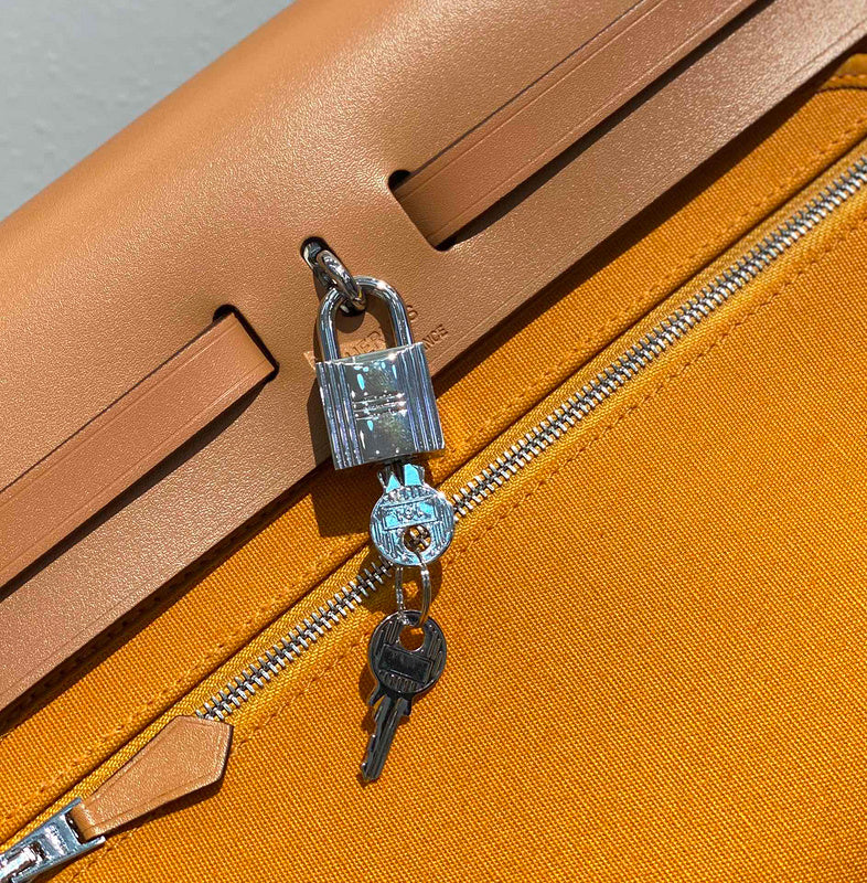 new-luxury-designer-bags-nm23452