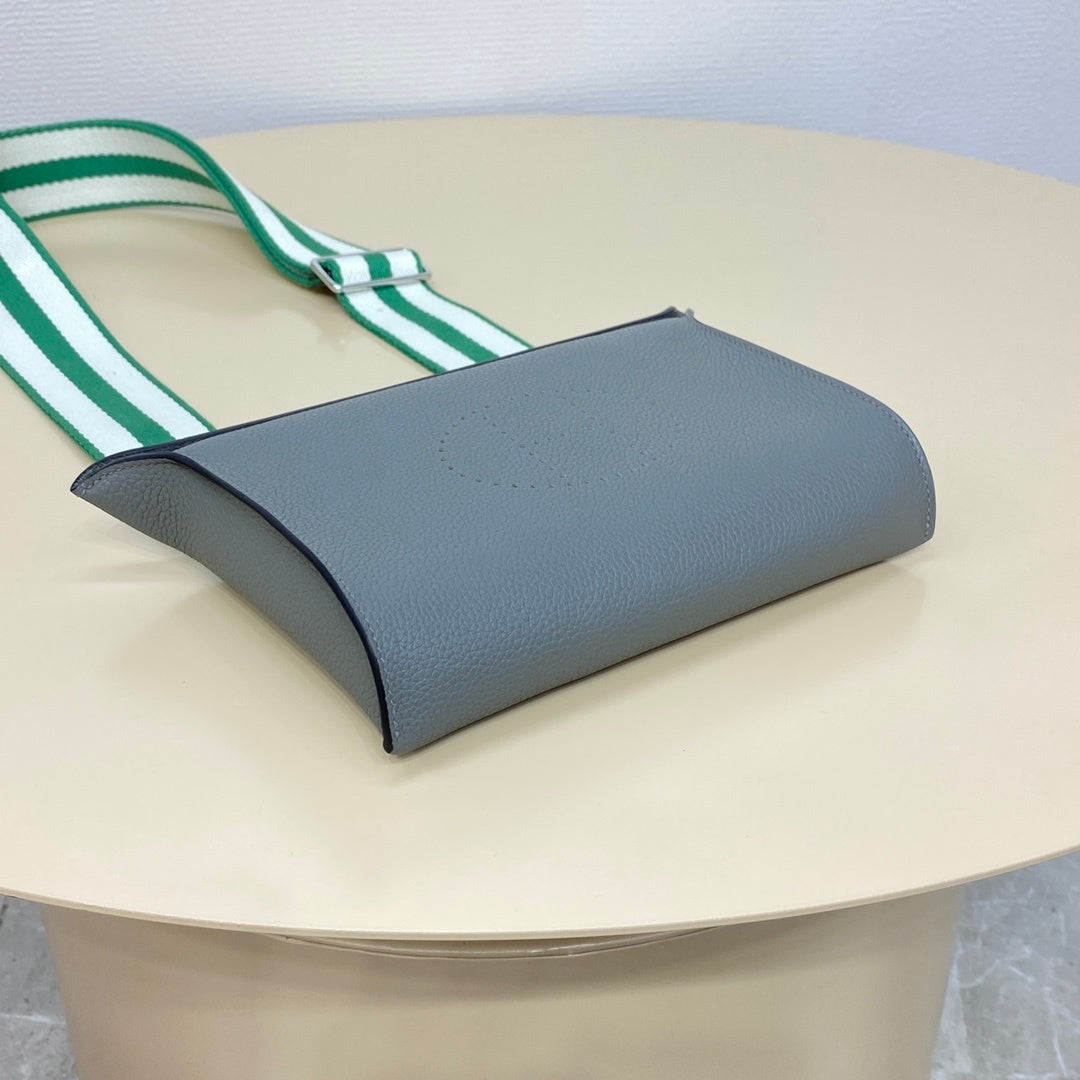 new-luxury-designer-bags-nm23340