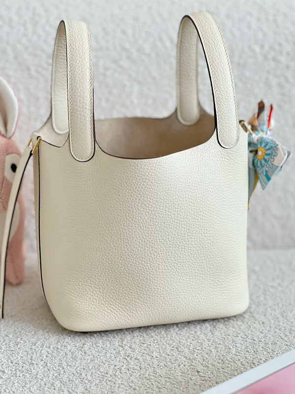 new-luxury-designer-bags-nm23852
