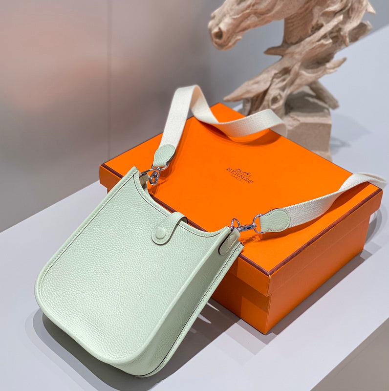 new-designer-premium-bags-nm23745