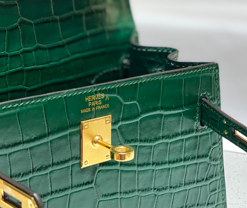 new-designer-premium-bags-nm23689