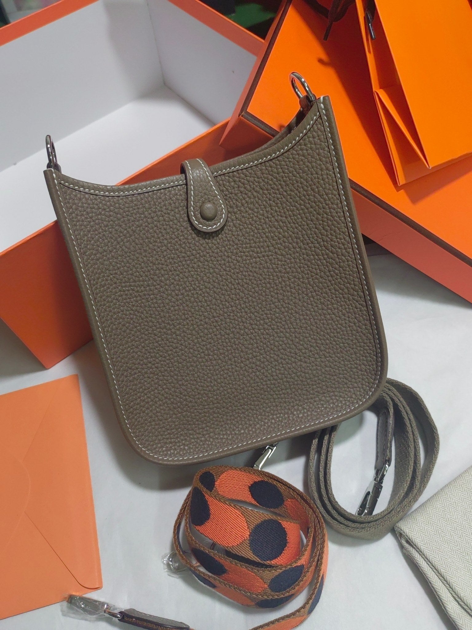 new-luxury-designer-bags-nm23028
