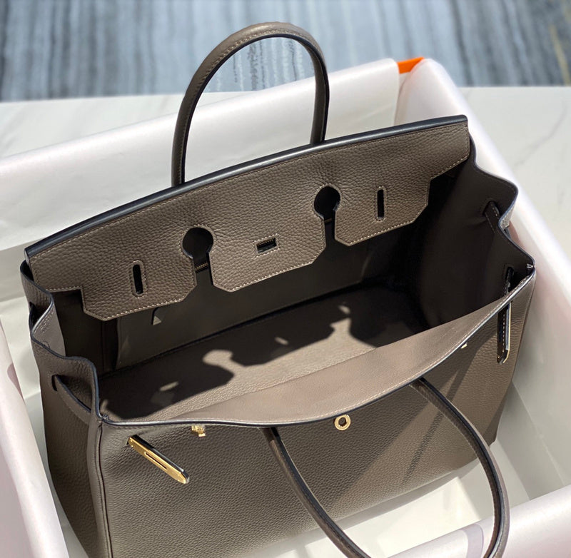 new-luxury-designer-bags-nm23494