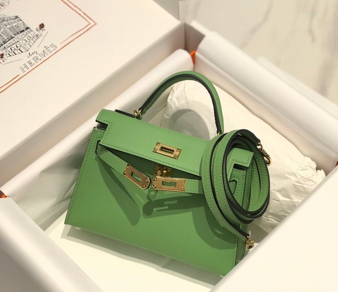 new-luxury-designer-bags-nm23092