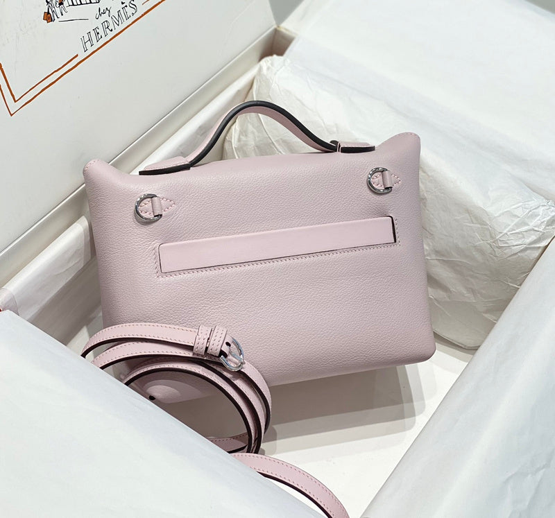 new-luxury-designer-bags-nm23701