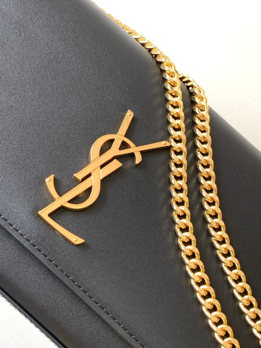 Ezyycart Bags - Best High-End Brands in One Place - AFFORDABLE LUXURY BAGS - 15216