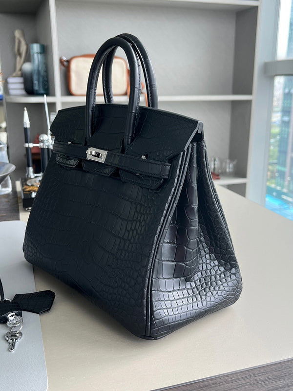 new-designer-premium-bags-nm23792