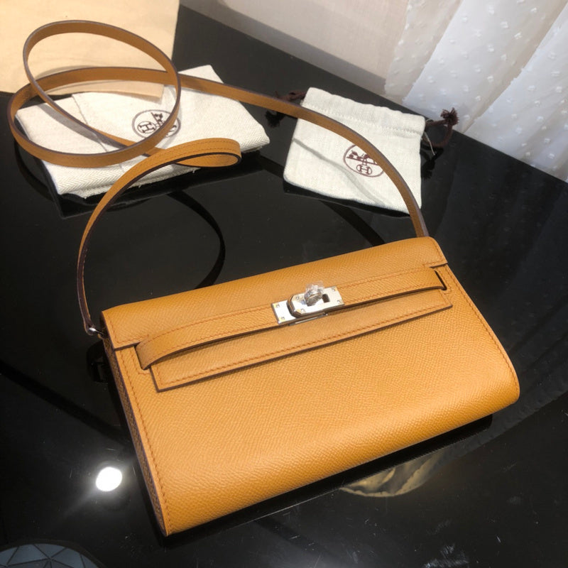 new-luxury-designer-bags-nm23566