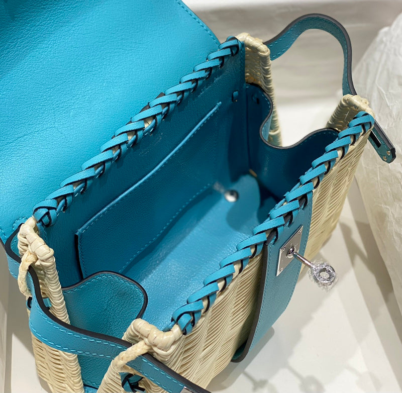 new-luxury-designer-bags-nm23490