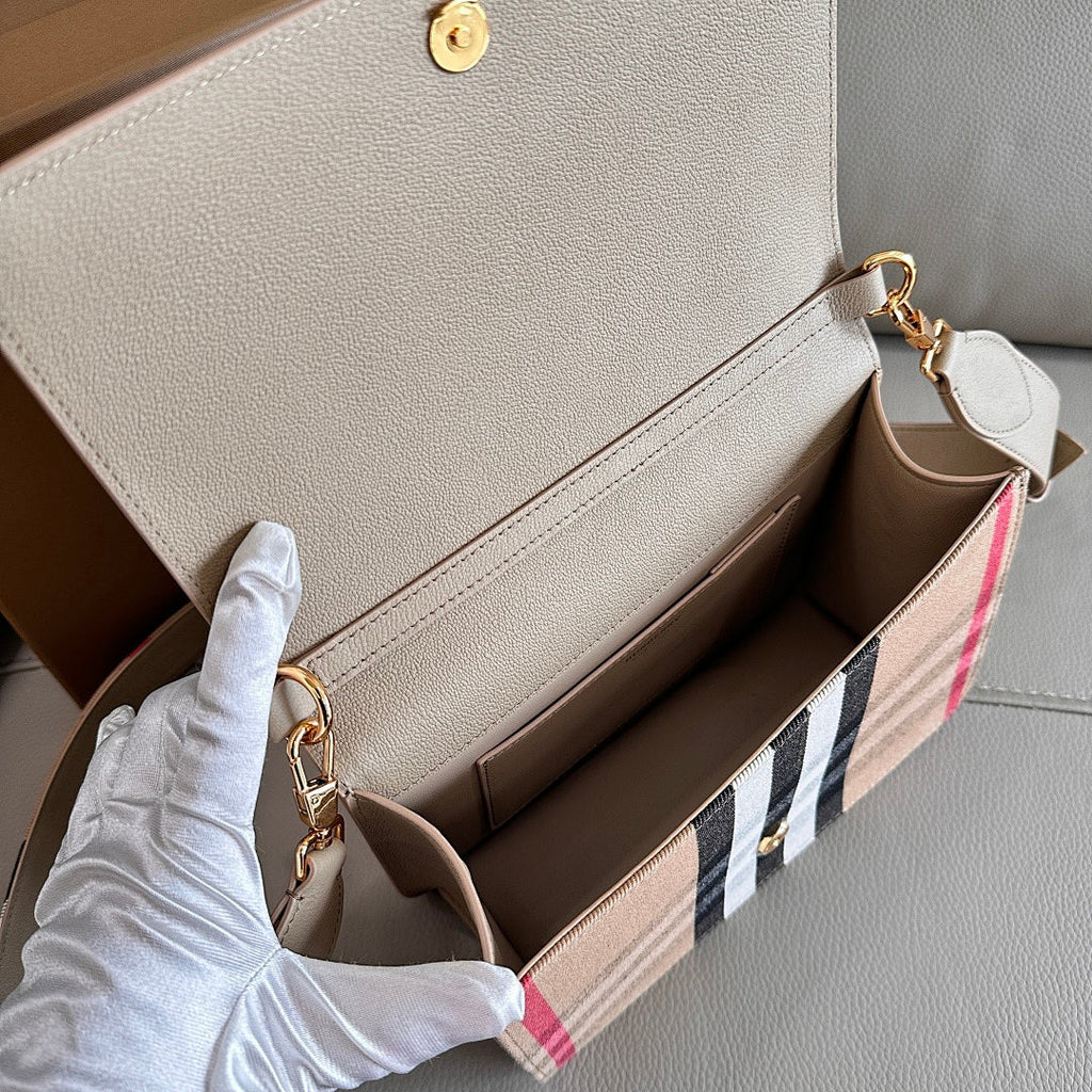 Ezyycart Bags - DESIGNER BAGS FOR WOMEN - AFFORDABLE LUXURY BAGS - 17499