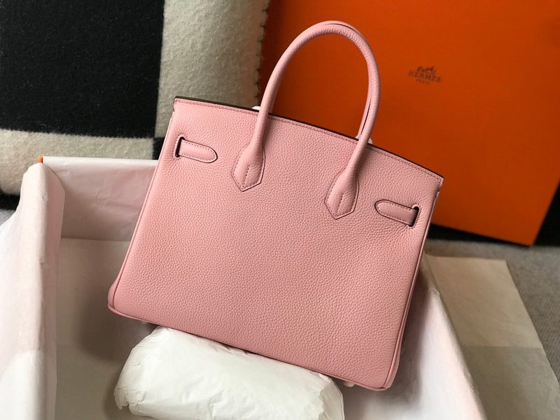 new-luxury-designer-bags-nm23538