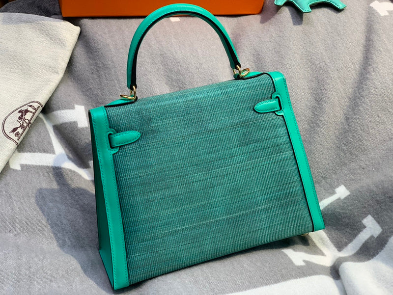 new-luxury-designer-bags-nm23921