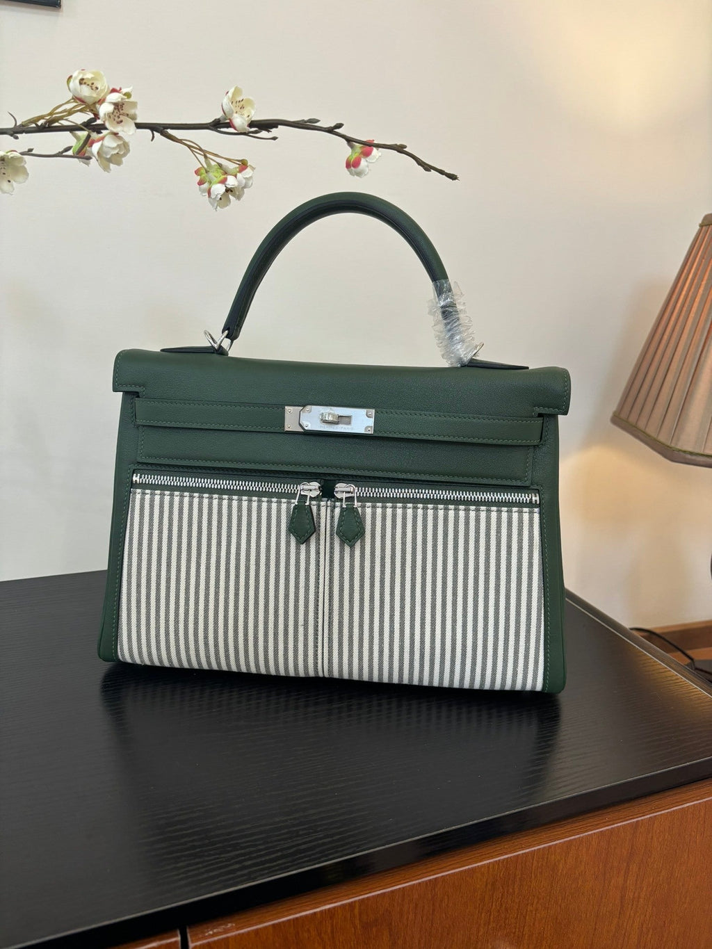 new-luxury-designer-bags-nm22937