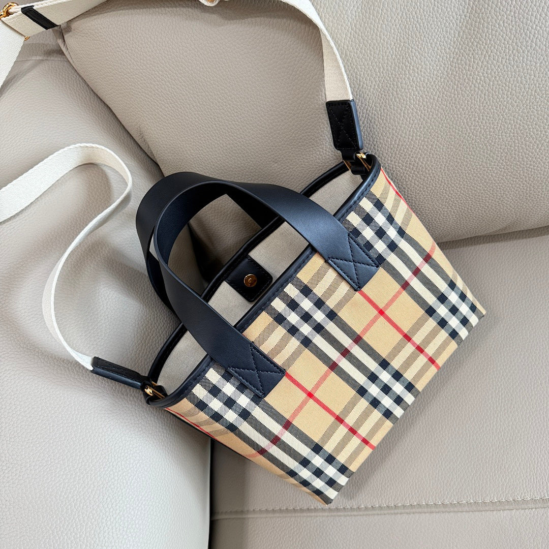 Ezyycart Bags - DESIGNER BAGS FOR WOMEN - AFFORDABLE LUXURY BAGS - 17523
