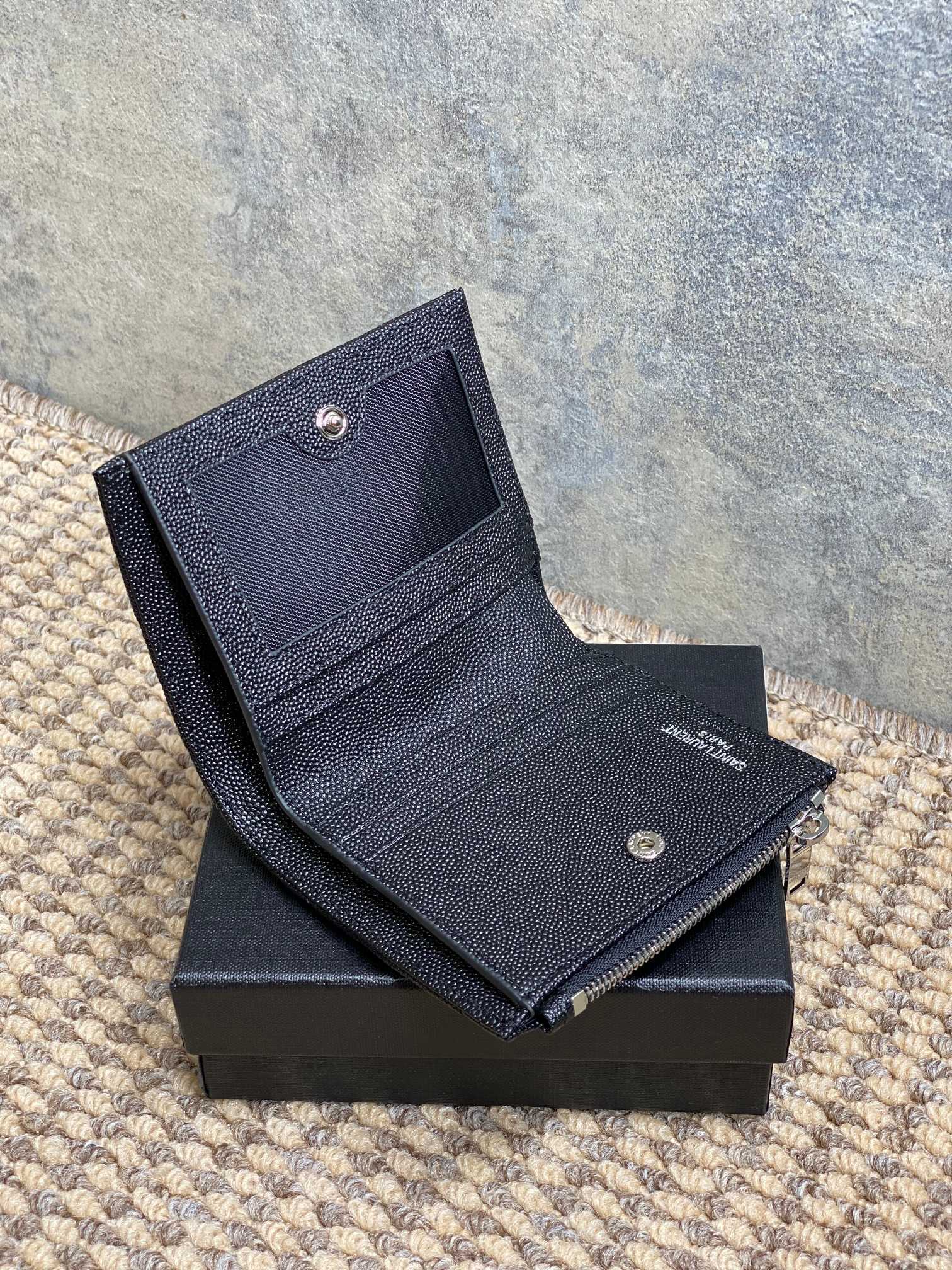 Ezyycart Bags - Best High-End Brands in One Place - AFFORDABLE LUXURY BAGS - 15012