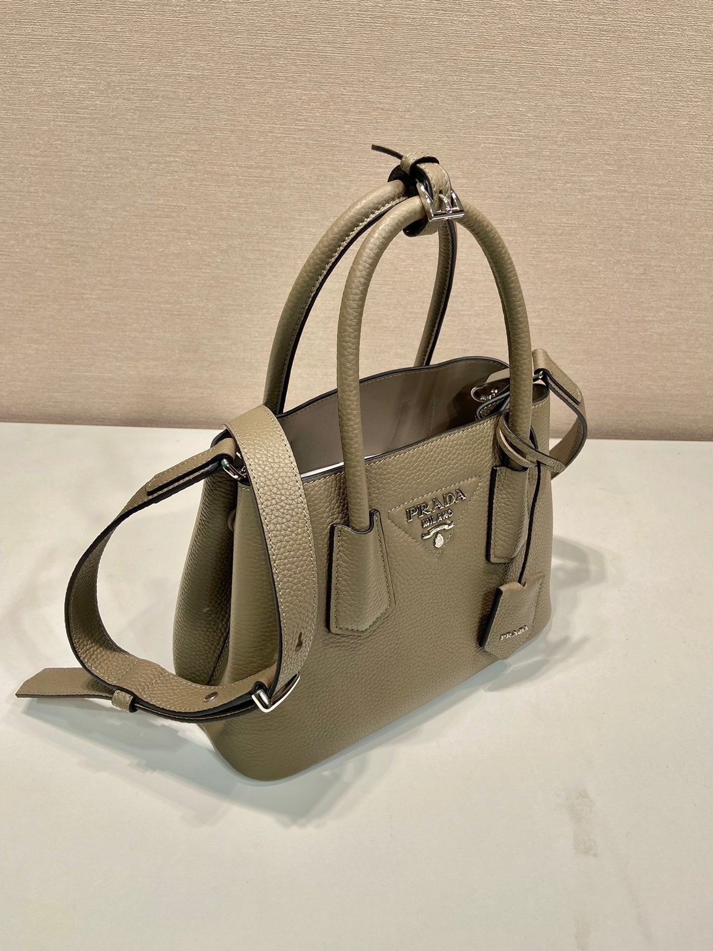 Ezyycart Bags - Best High-End Brands in One Place - AFFORDABLE LUXURY BAGS - 14036