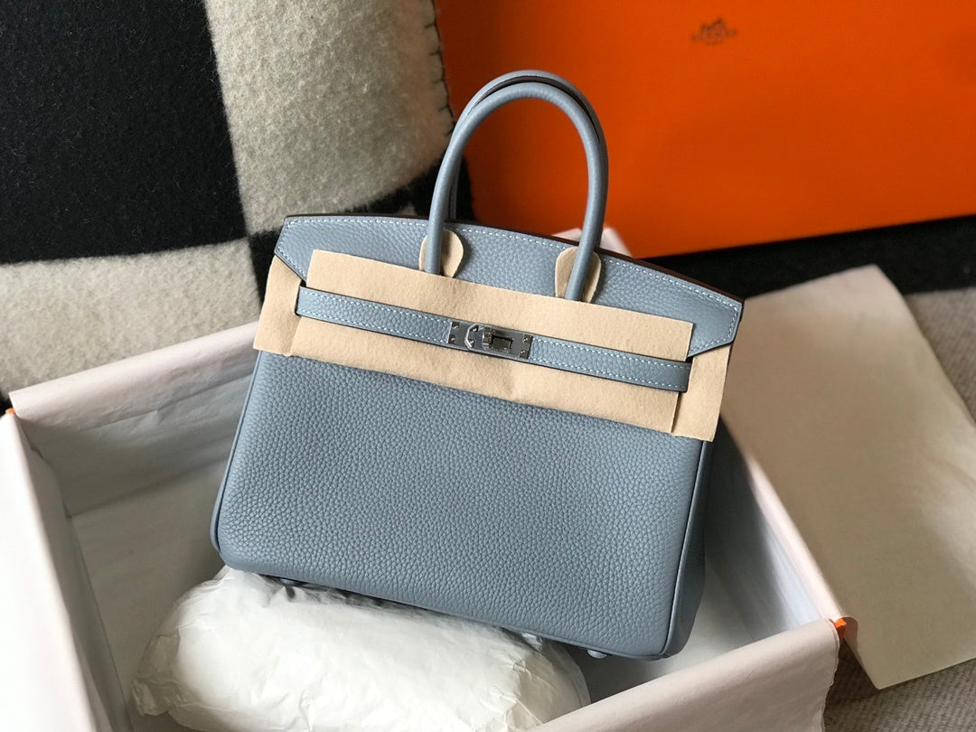 new-designer-premium-bags-nm23183