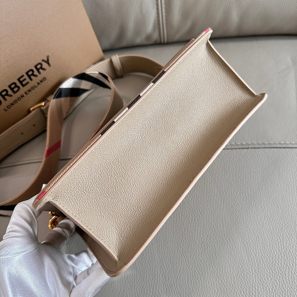 Ezyycart Bags - DESIGNER BAGS FOR WOMEN - AFFORDABLE LUXURY BAGS - 17499