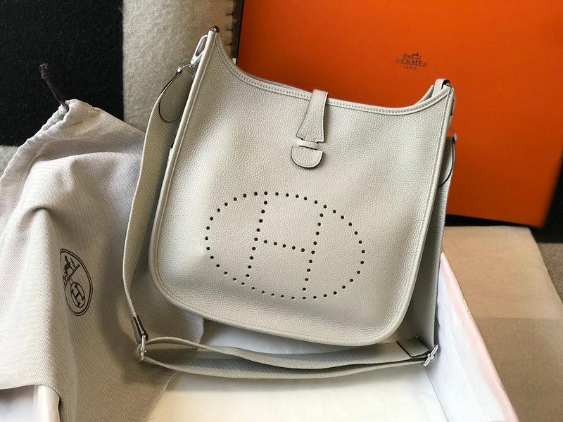new-luxury-designer-bags-nm23795