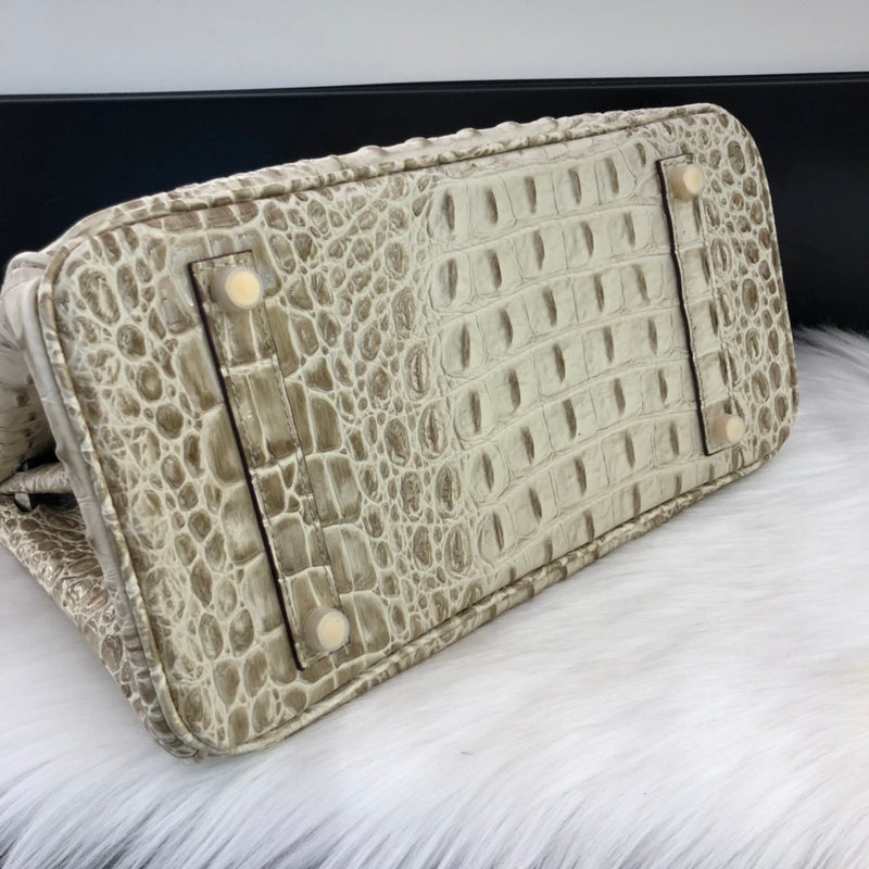 new-luxury-designer-bags-nm23520