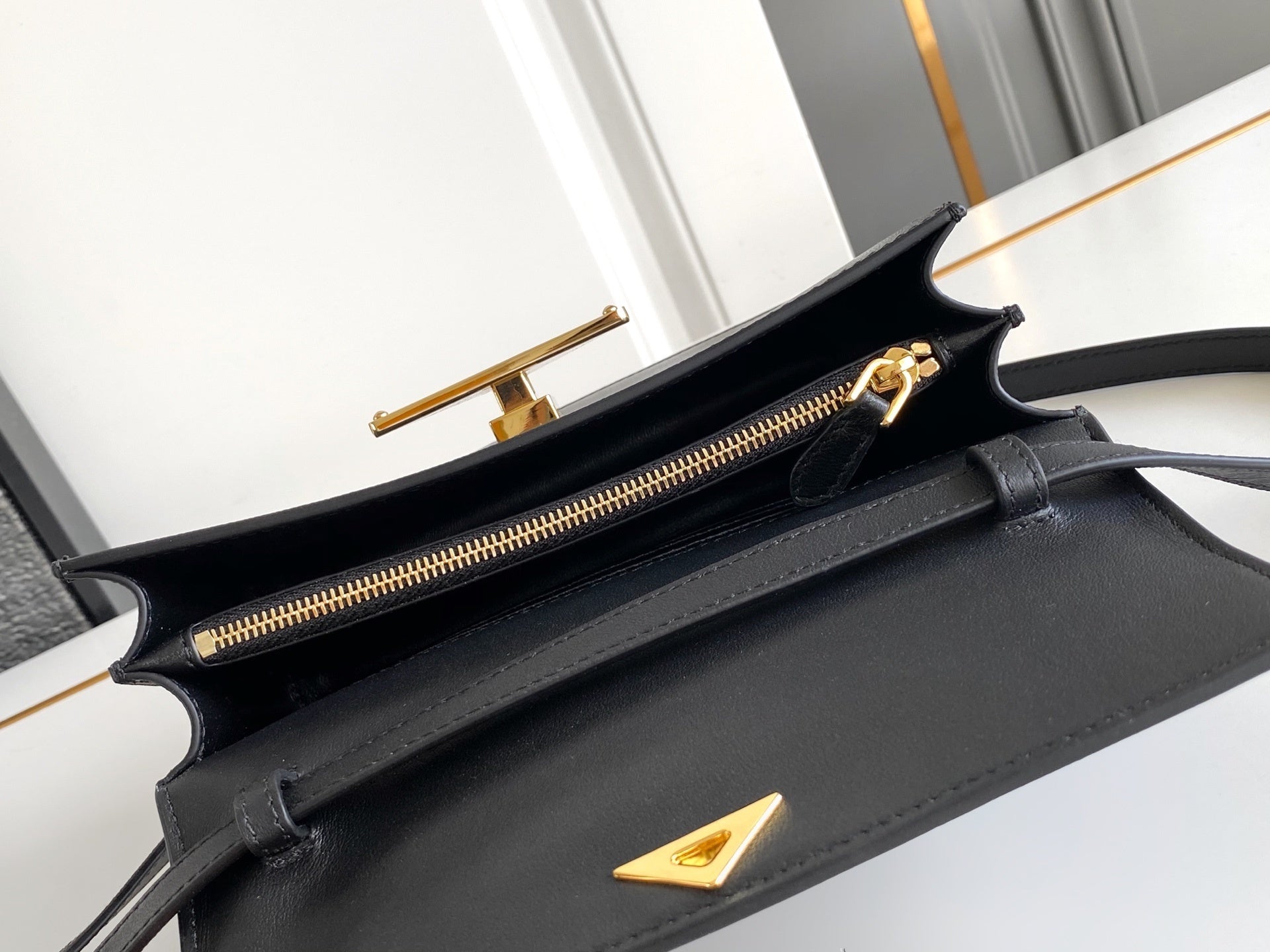 Ezyycart Bags - DESIGNER BAGS FOR WOMEN - AFFORDABLE LUXURY BAGS - 14215