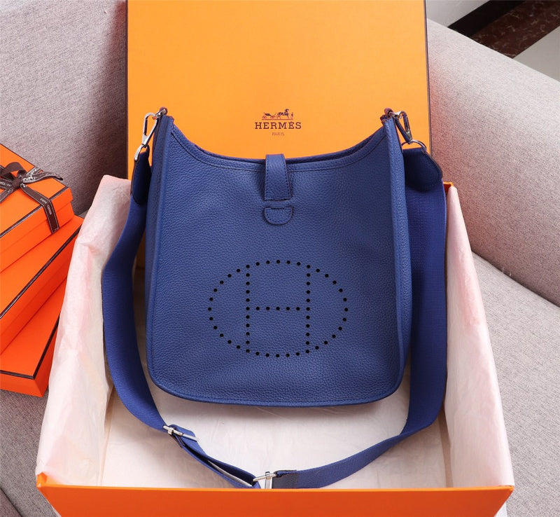new-luxury-designer-bags-nm23715