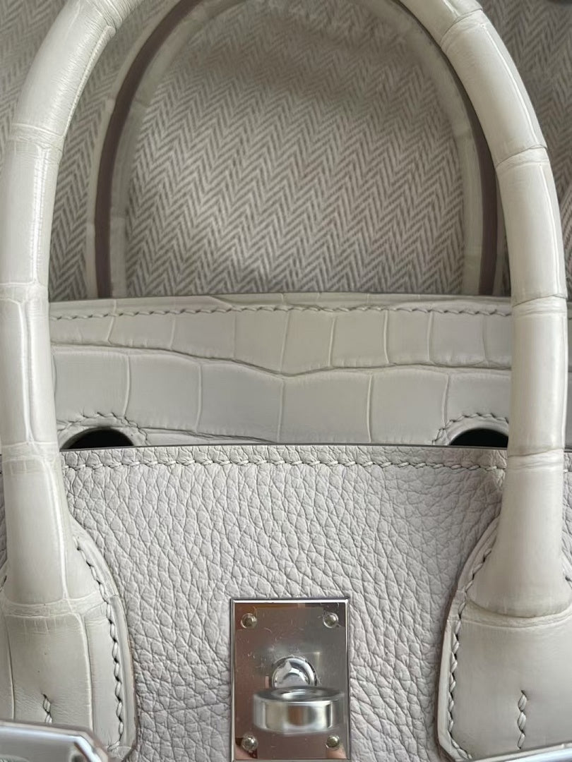 Anum Bags Bags - High-Quality Designer Products for You - AFFORDABLE LUXURY BAGS - 20554