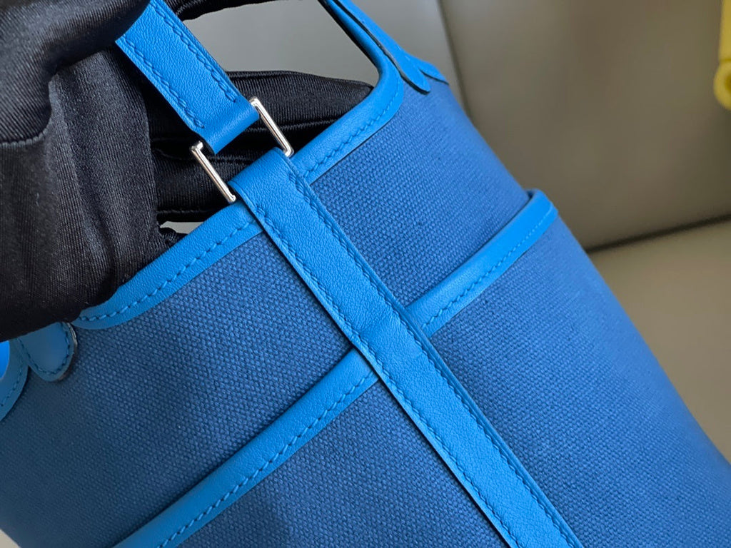 new-luxury-designer-bags-nm23071