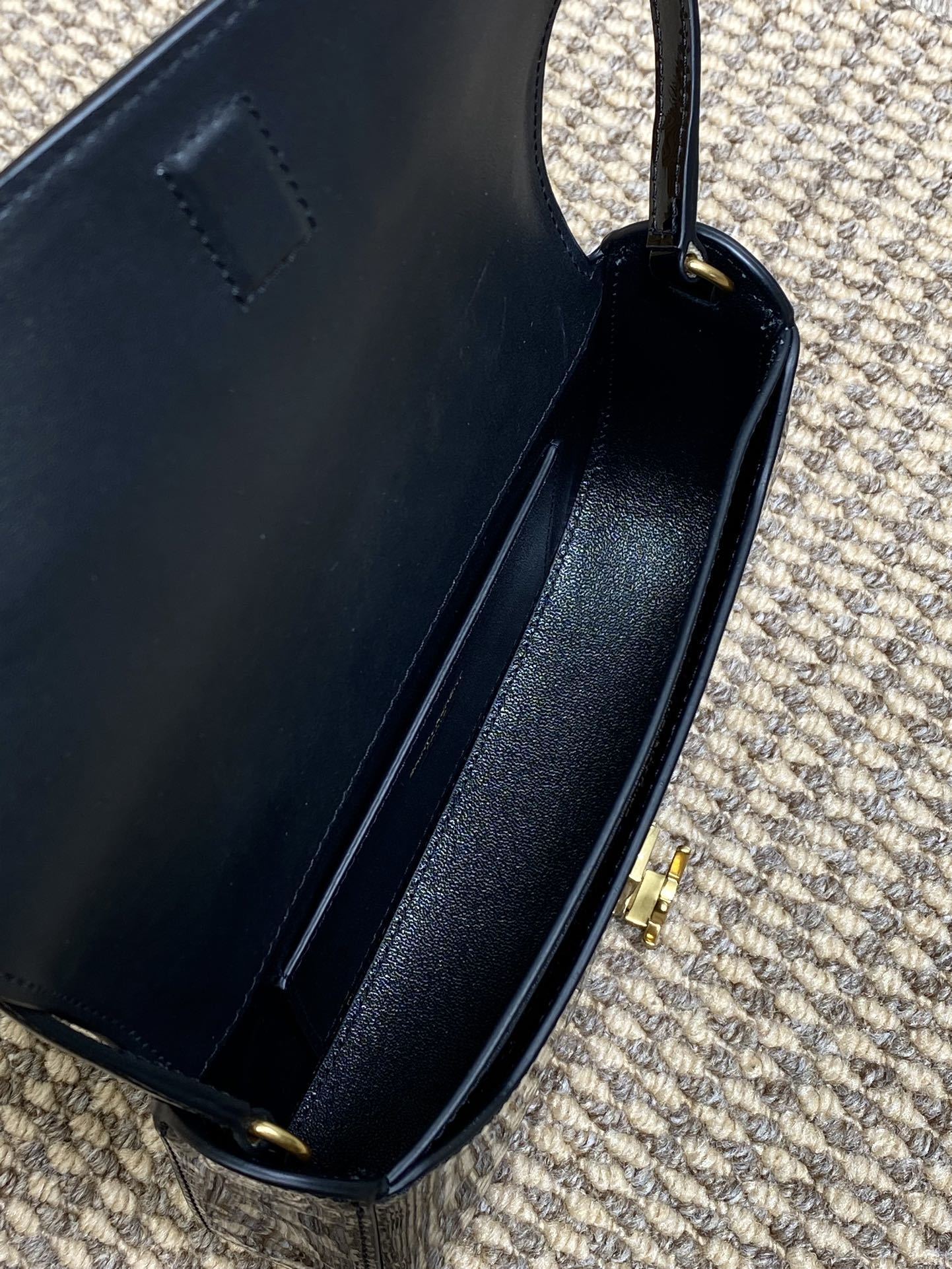 Ezyycart Bags - High-Quality Designer Products for You - AFFORDABLE LUXURY BAGS - 15490