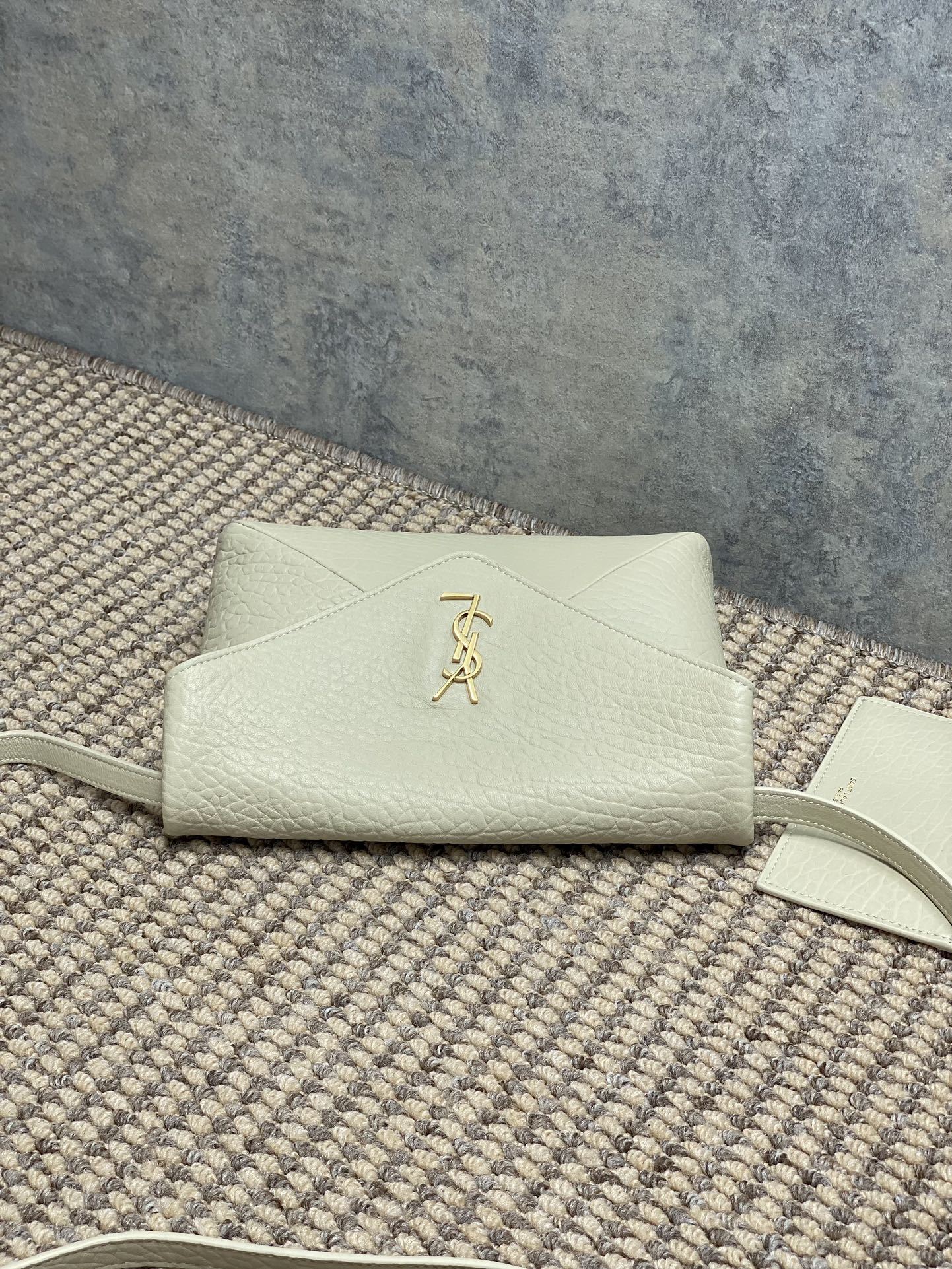 Ezyycart Bags - High-Quality Designer Products for You - AFFORDABLE LUXURY BAGS - 15562