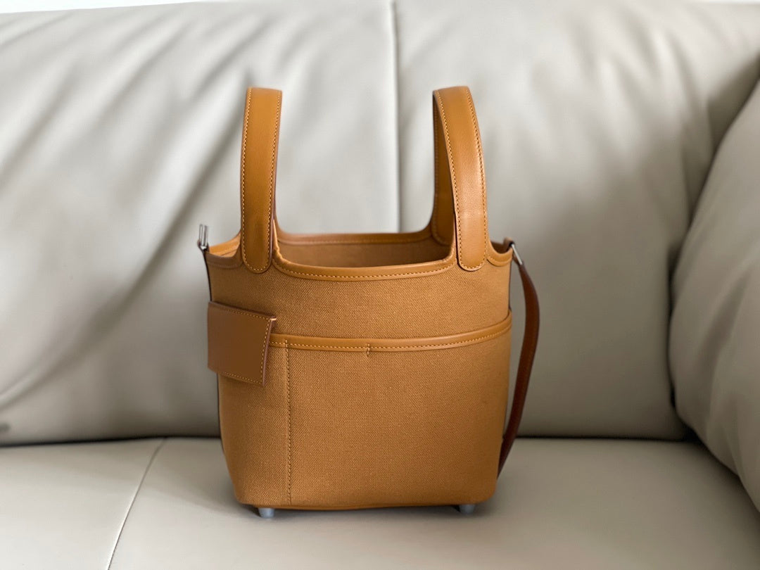 new-luxury-designer-bags-nm23070