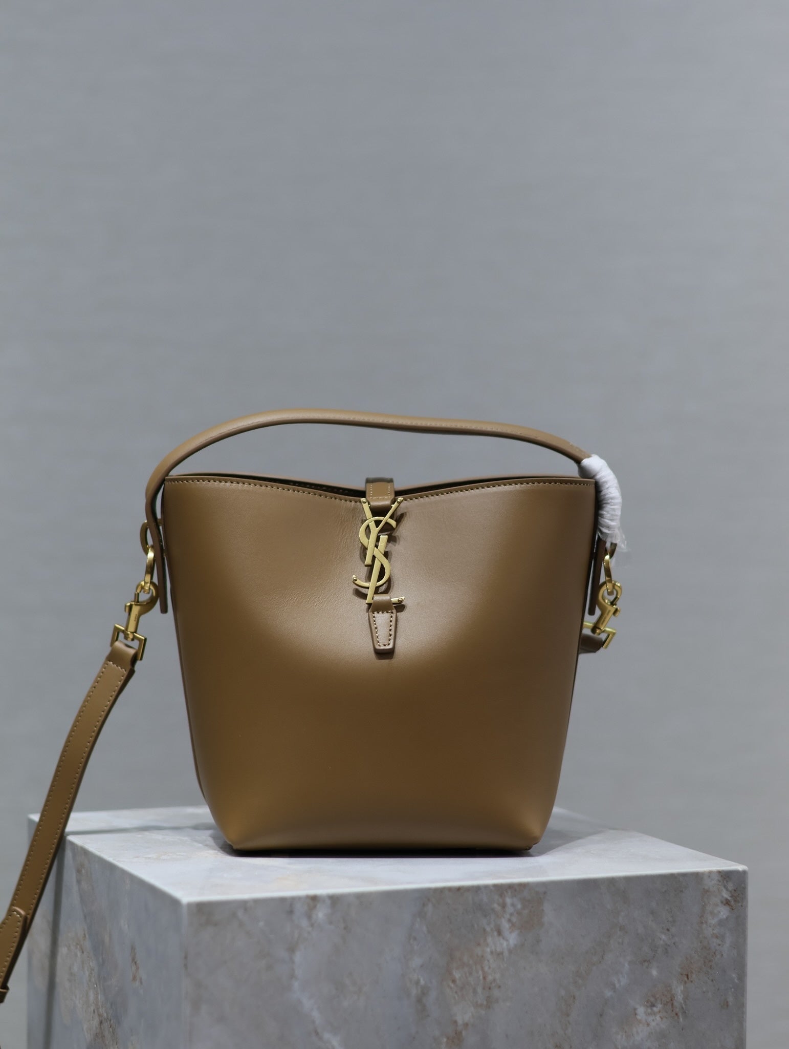 Ezyycart Bags - Best High-End Brands in One Place - AFFORDABLE LUXURY BAGS - 15332
