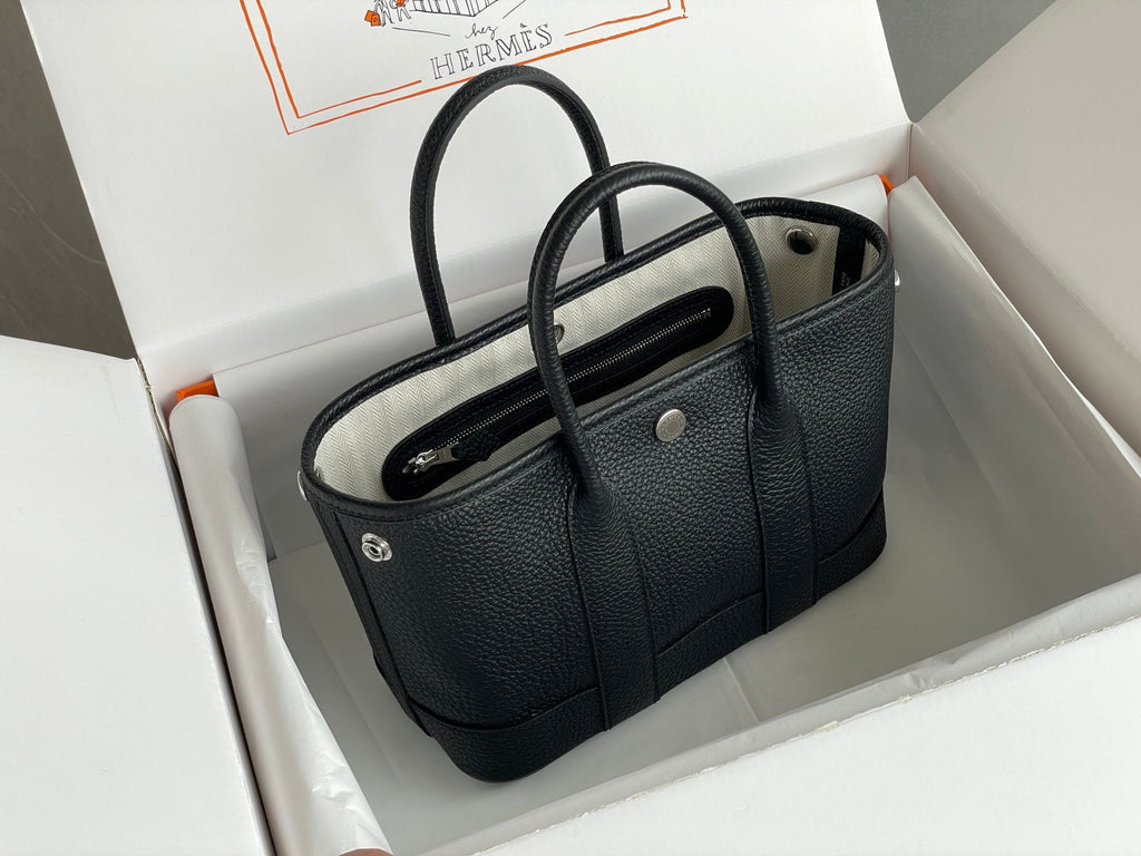 new-luxury-designer-bags-nm22935