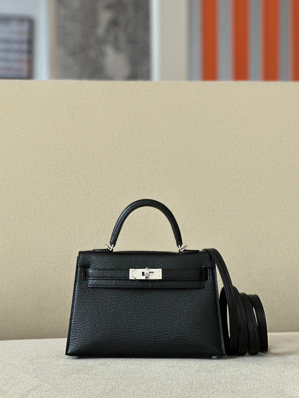 new-luxury-designer-bags-nm23412