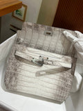 Anum Bags - High-Quality Designer Products for You - AFFORDABLE LUXURY BAGS - 20450