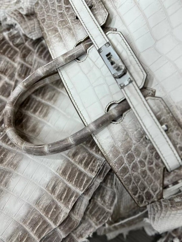 new-luxury-designer-bags-nm23983