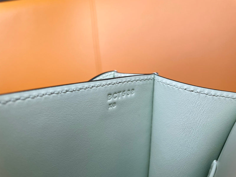 new-luxury-designer-bags-nm23514