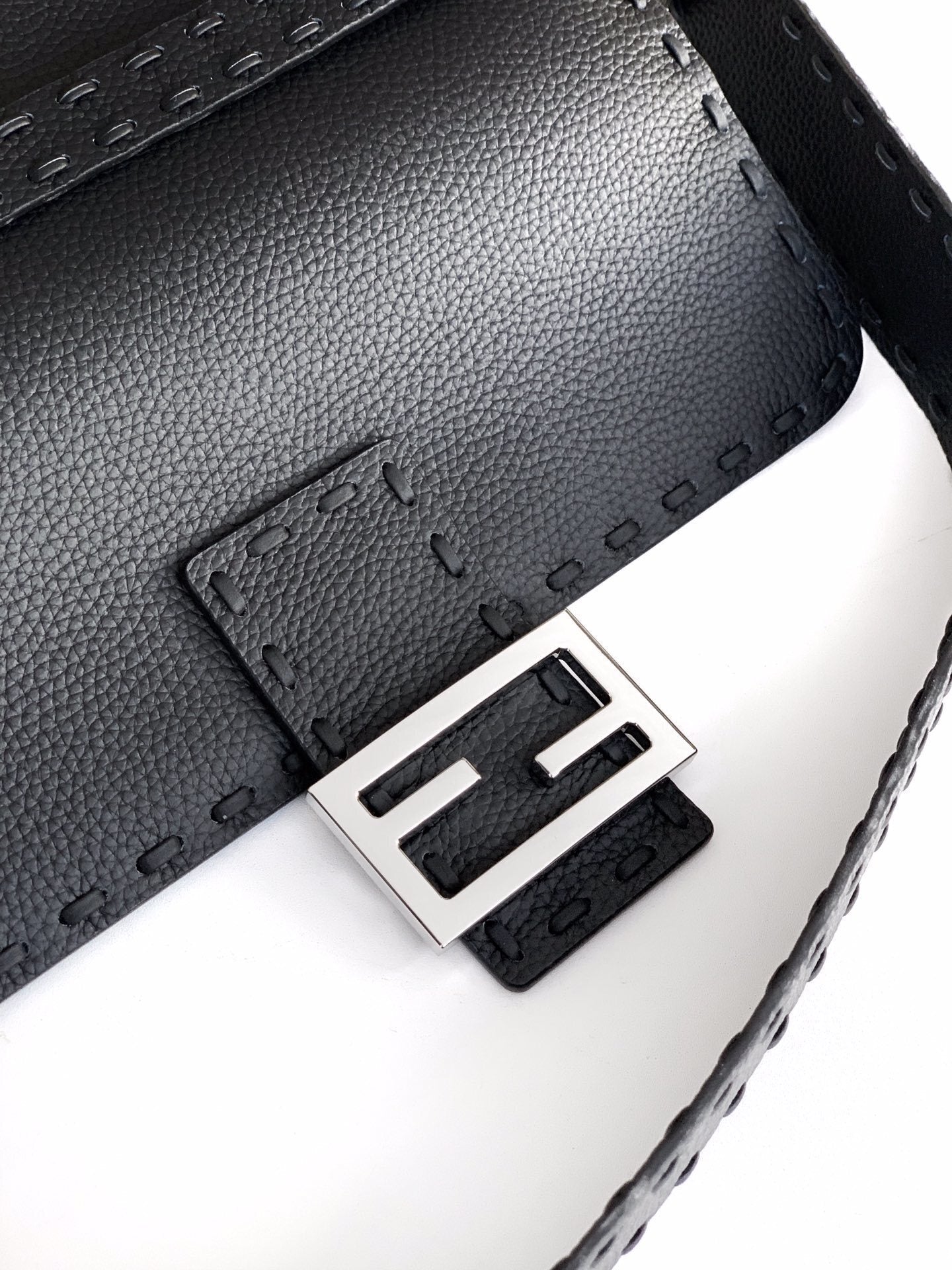 Ezyycart Bags Bags - Premium Luxury Goods and Accessories - AFFORDABLE LUXURY BAGS - 19145