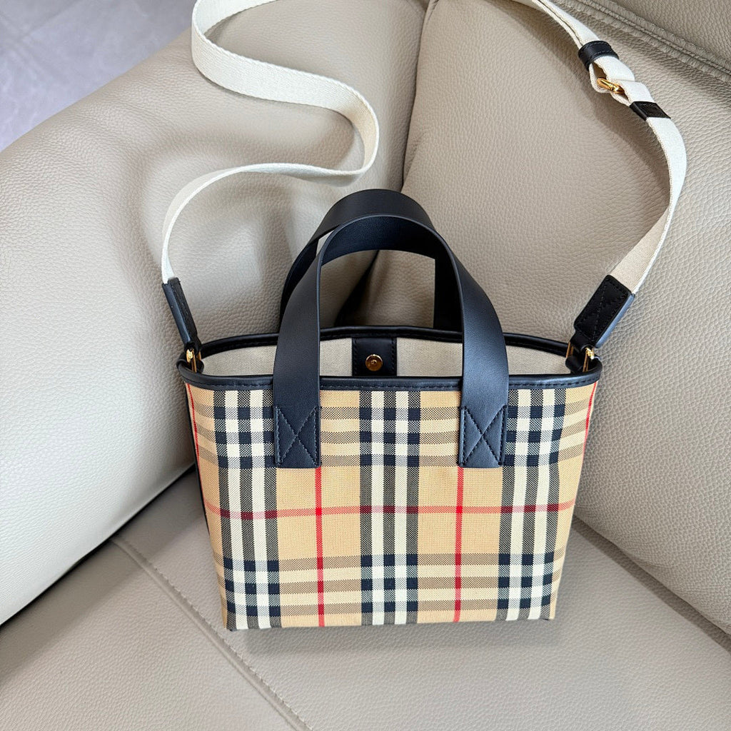 Ezyycart Bags - DESIGNER BAGS FOR WOMEN - AFFORDABLE LUXURY BAGS - 17523