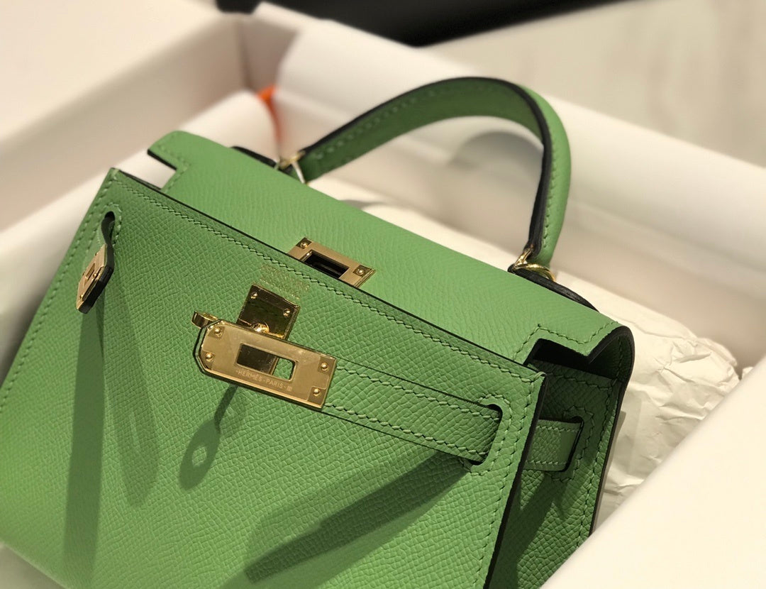 new-luxury-designer-bags-nm23092
