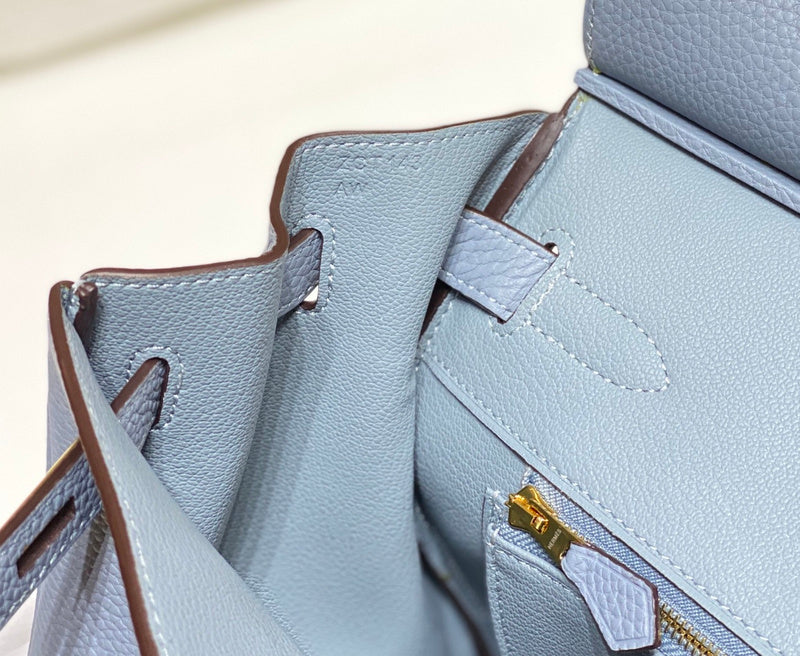 new-luxury-designer-bags-nm23546