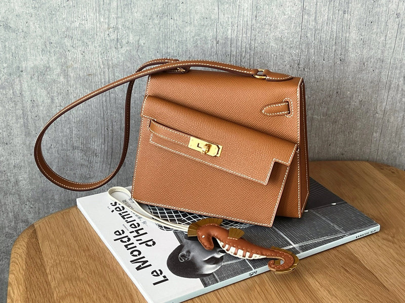 new-luxury-designer-bags-nm23401