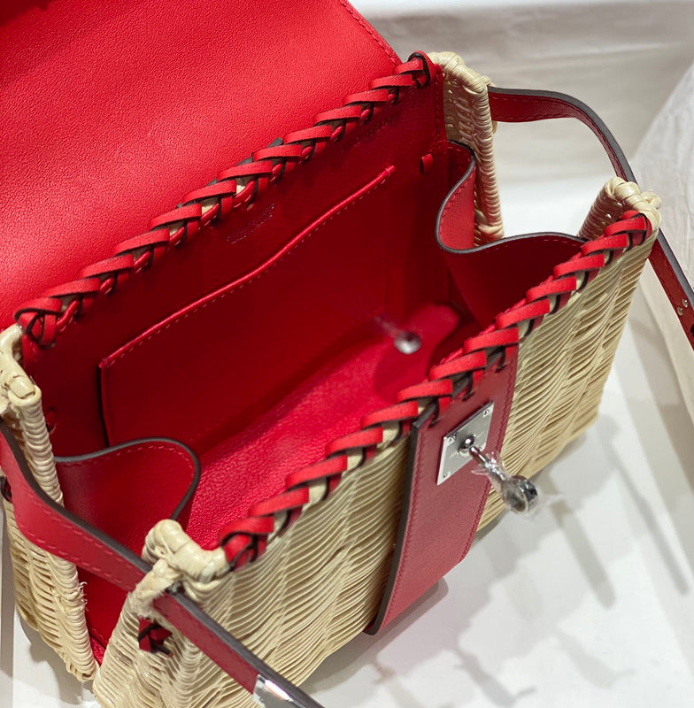 new-luxury-designer-bags-nm23493
