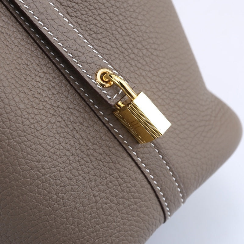 new-luxury-designer-bags-nm23483