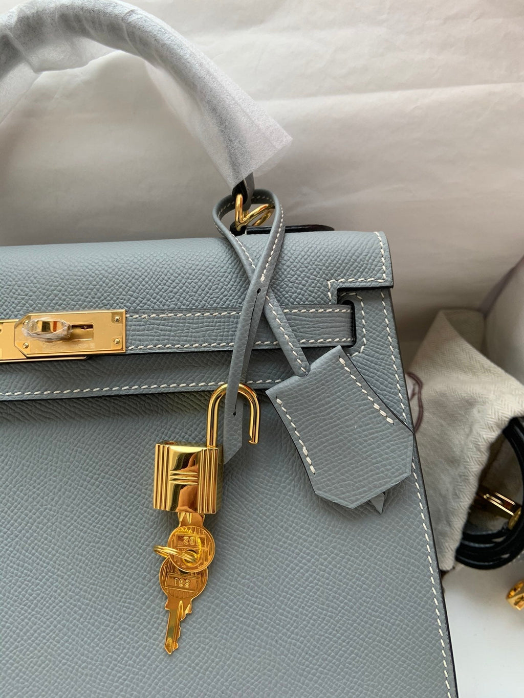 new-luxury-designer-bags-nm23152