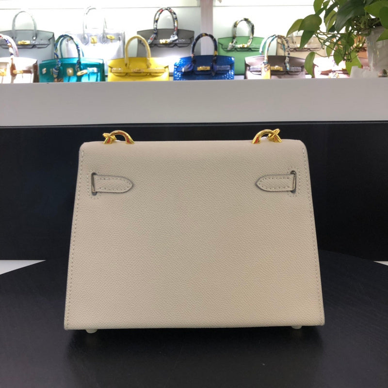 new-luxury-designer-bags-nm23554