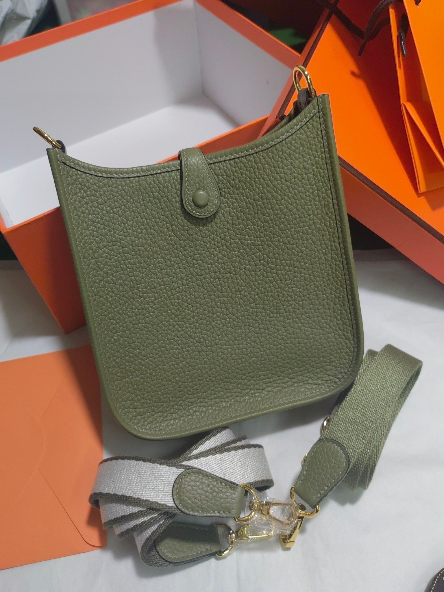 new-luxury-designer-bags-nm23019